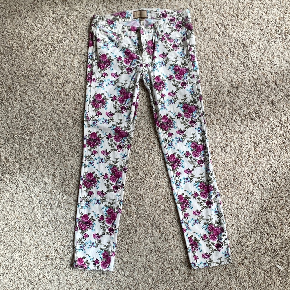 • Paige Floral Skinny Jeans •